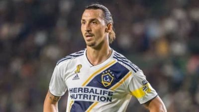 إبراهيموفيتش يثير الغموض حول اعتزاله