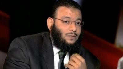 حسين مطاوع يهاجم الناشط السلفي وليد إسماعيل: يمجد الإخوان ويفضلهم على بلاده ‏