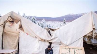 اليونان تفرض الحجر الصحي على مخيم للمهاجرين عقب اكتشاف مصابين بكورونا