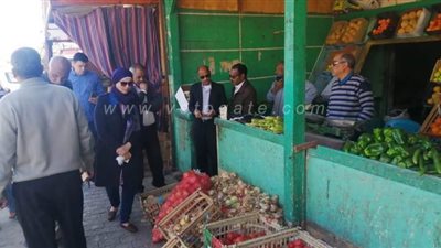 رئيس سفاجا: استمرار الحملات التموينية والرقابية وتحرير 31 مخالفة | صور