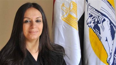 قومي المرأة يتلقى شكاوى من عاملات بالقطاع العام يتعرضن للتعسف في تنفيذ قرار الوزراء