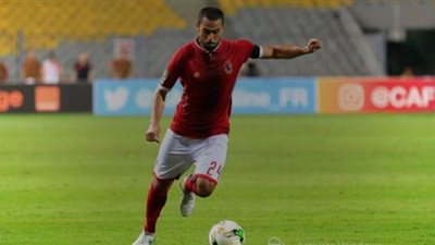 أبرز المستفيدين من رحيل أحمد فتحي عن الأهلي
