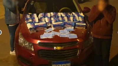 ضبط تشكيل عصابي بتهمة تزوير فواتير مستلزمات طبية وبحوزته 12 ألف كمامة بالإسكندرية