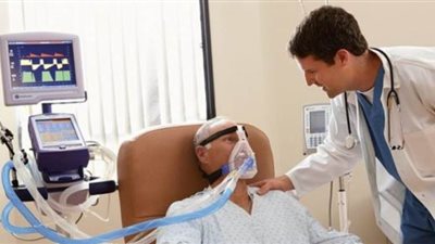 كيف ينقذ جهاز التنفس الصناعي أرواح مصابي كورونا؟