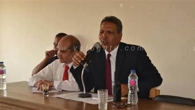 حي السيدة زينب يعلن أرقام متعهدي القمامة 