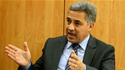 أحمد السجيني: الآمال معقودة على ارتفاع درجات الحرارة في القضاء على كورونا