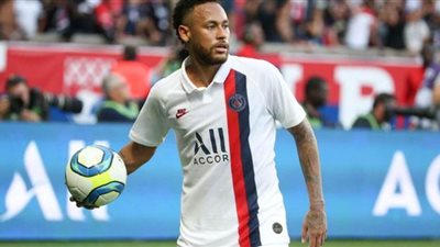 نيمار يتبرع سرًّا لمحاربة كورونا