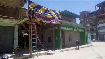 إنشاء مظلات للمواطنين أمام مكاتب البريد في الوادي الجديد | صور 