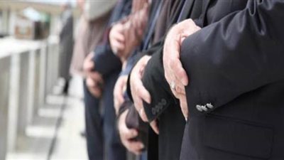 حكم الشرع في صلاة الجنازة على المتوفى بفيروس كورونا والتعزية فيه