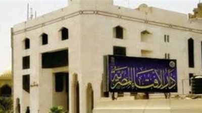 هل يجوز توجيه الزكاة لتعليم اليتامى والمحتاجين؟