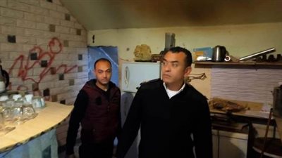 ضبط صاحب مقهى بهضبة الأهرام لاختراقه حظر التجوال وقرار غلق الكافيهات | صور