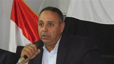 تيسير مطر يطالب الشباب بأن يكونوا قدوة في الالتزام بإجراءات الوقاية من كورونا