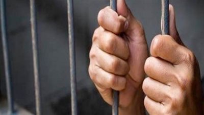 تجديد حبس سيدة بتهمة استخدام فيزا ربة منزل بعد سرقة حقيبتها 