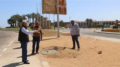 محافظ جنوب سيناء يتابع العمل بمنطقة حي النور بشرم الشيخ | صور