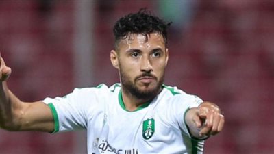 يوسف بلايلي يتبرع بمعدات طبية لمستشفى بالجزائر بسبب كورونا