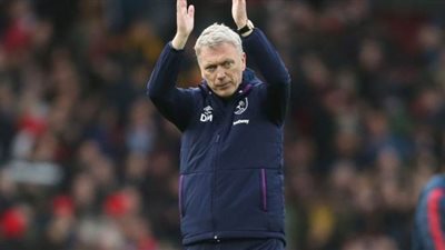 مدرب وست هام يتنازل عن 30% من راتبه بسبب أزمة كورونا