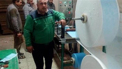 مهندسو غزل المحلة يطورون ماكينة قادرة على تصنيع 100 كمامة في الدقيقة