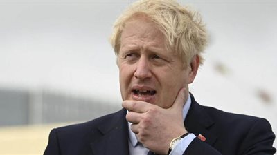 جونسون من المستشفى: معنوياتي جيدة وعلى تواصل مع فريقي