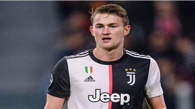 يوفنتوس يحدد سعرا خياليا لبيع دي ليخت