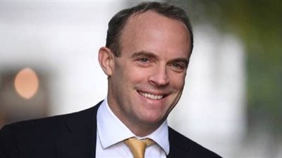 بعد اختياره قائما بأعمال رئيس وزراء بريطانيا.. من هو دومنيك راب؟