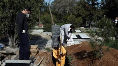 نائبة ورجال أعمال يتبرعون بمقابر لضحايا كورونا الفقراء بالقليوبية