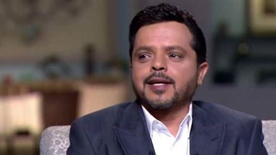 محمد هنيدي يهنئ دينا الشربيني على 