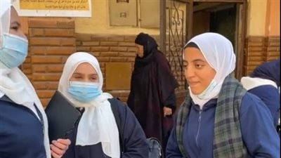 طالبات أولى ثانوي لـ وزير التعليم: خف علينا شوية الله يباركلك | فيديو 