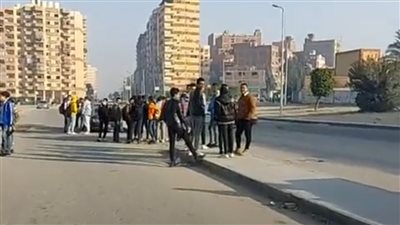  طلاب ثانية ثانوي بالقاهرة يبدأون امتحان اللغة العربية| فيديو