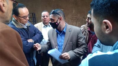 حصر بيوت محور الجبانات ودائري الأوقاف بالمطرية تمهيدًا لإزالتها 