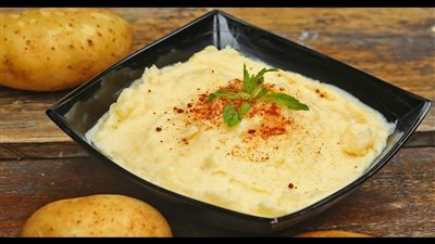 طريقة عمل بوريه البطاطس 