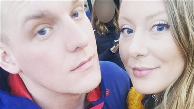 بريطانية تنتقم من حبيبها الخائن بالتسوق على حسابه المفتوح