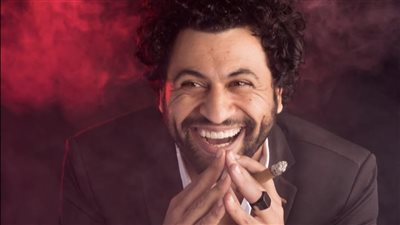 ساحر هندي في فيلم لعبة الشيطان 