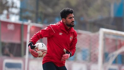 تدريبات بدنية مكثفة في الجيم ومران قوي لحراس مرمى الأهلي