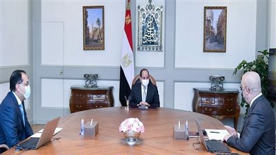 بسام راضي: الرئيس يتابع الموقف التنفيذي لمجمل المشروعات القومية لوزارة الإسكان على مستوى الجمهورية خاصةً فيما يتعلق بمدن الجيل الرابع وتطوير محافظة القاهرة.. ويوجه بالالتزام بالجدول الزمني للتنفيذ 