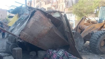 محافظة الجيزة تزيل التعديات والمنشآت المخالفة بطريق ترسا