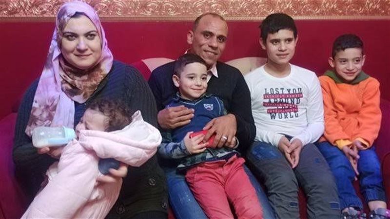 أمينة واسرتها 