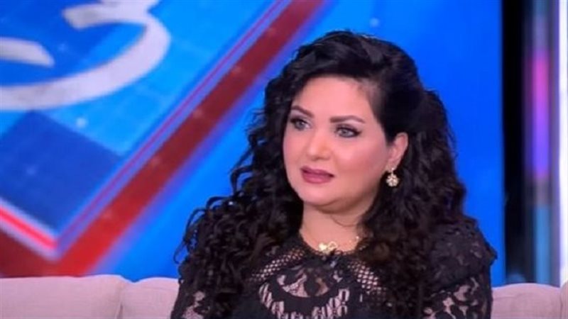الفنانة بثينة رشوان