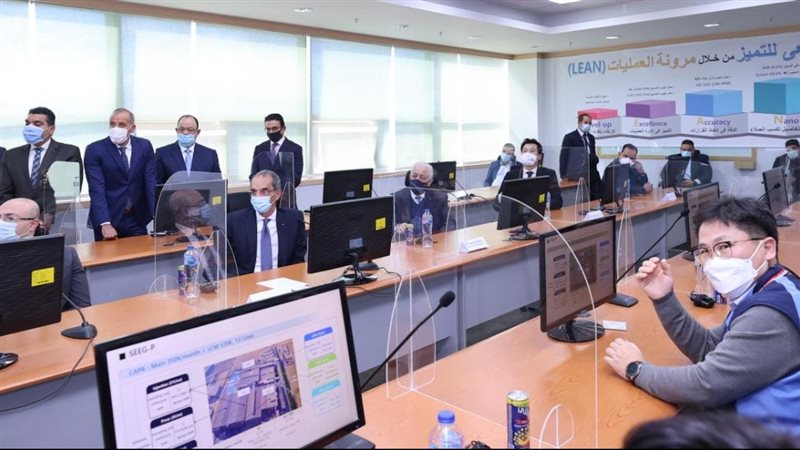 جولة وزير الاتصالات