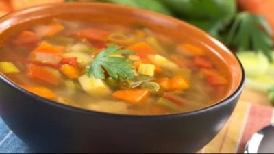 طريقة عمل شوربة الخضار بمذاق لا يقاوم
