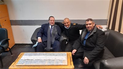 ضبط محاولتين تهريب أقراص مخدرة ومستحضرات تجميل بمطار القاهرة