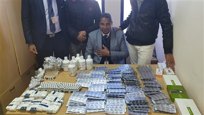 جمارك مطار مرسى علم تضبط محاولة تهريب كمية من الأدوية البشرية