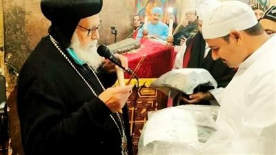 الأنبا متاؤس يترأس صلاة عشية سيامة ٣ رهبان بدير الفاخوري | صور