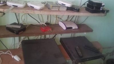 4 آلاف مشترك.. ضبط شبكة بث فضائي لاسلكية بدون ترخيص في بني سويف