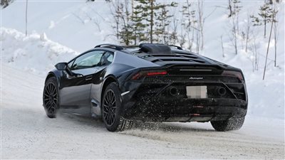 مهارات لامبورجيني هوراكان ستيراتو لمواجهة التضاريس