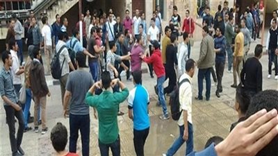 أثناء امتحان أولى ثانوي.. إصابة طالب في مشاجرة بالسلاح الأبيض ببني سويف