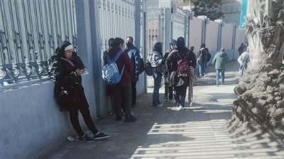 طالب بالصف الثاني الثانوي: امتحان الإنجليزي سهل بس الترجمة صعبة | فيديو