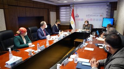 وزيرة التخطيط تلتقي الممثل المقيم لبرنامج الأمم المتحدة الإنمائي