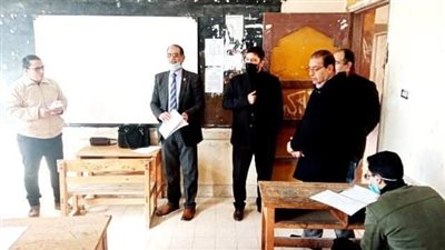 الوكيل الشرعي يتفقد امتحانات النقل الثانوي بالإسكندرية