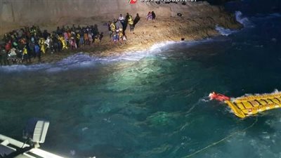 معظمهم من مصر.. وفاة مهاجرين وإنقاذ آخرين في جزيرة إيطالية