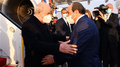  10 رسائل من السيسي خلال المؤتمر الصحفي مع رئيس الجزائر